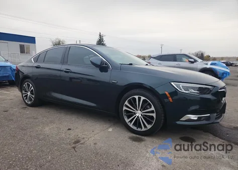 2018 Buick Regal Essence from USA, damaged, VIN W04GP6SX5J1095975